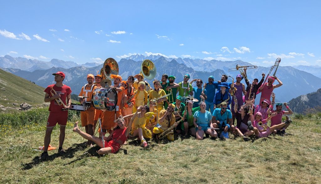 Coco Fanfare